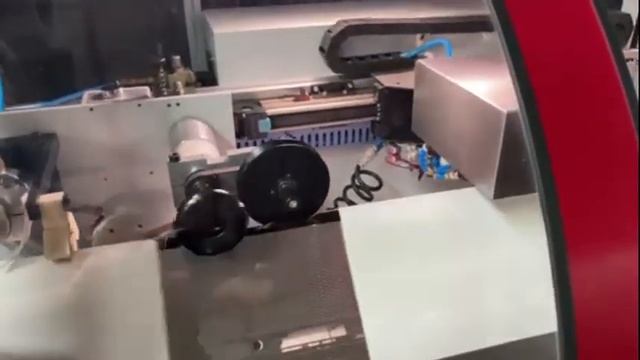 Автоматическая ниткошвейная машина S-Digital 460: на скорости фальцовки 280 л/мин, шитья 58 ц/мин смотреть онлайн