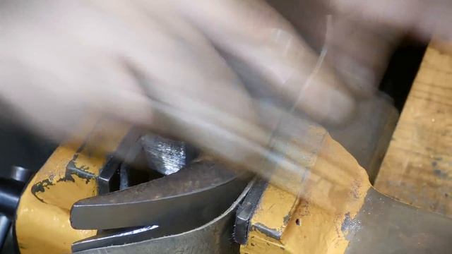 Rusty Hammer Restoration смотреть онлайн