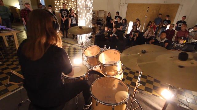 Metallica - Enter sandman (drum cover); drumroom play along party 01/10/2016 смотреть онлайн