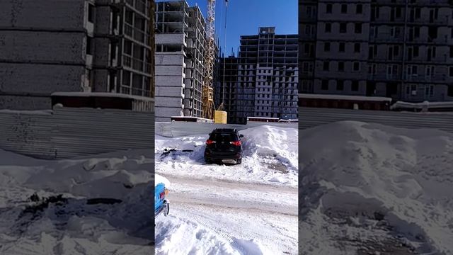 ? ЖК ＂Матрёшки＂ (ул.Балтийская д.93) Вести с полей. Стройка идет полным ходом ? "Матрёшки" (ул.Бал смотреть онлайн
