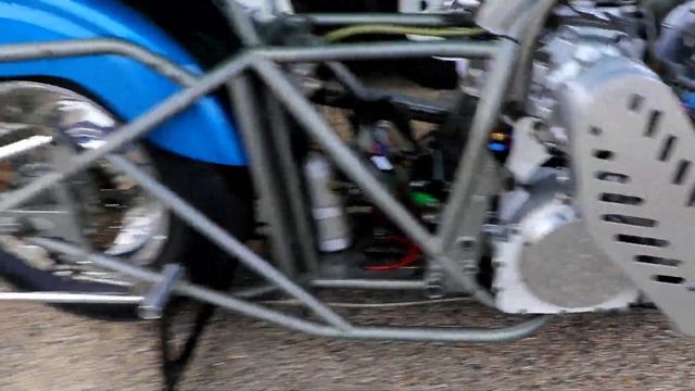 BLOWN SUZUKI GS 1000 DRAG BIKE! EATON M90 CAR BLOWER! INJECTED STANDARD 1000CC! BYRON! смотреть онлайн