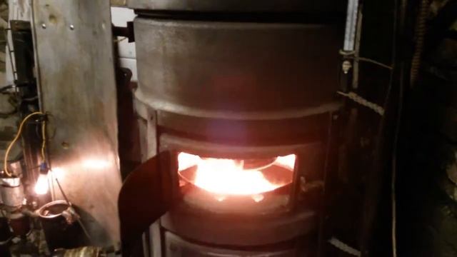 Waste Vegetable Oil Burner.Топливо для получения тела в помещении. смотреть онлайн