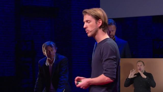 Candy becomes plastic | Gerben Stouten | TEDxAmsterdam 2014 (SIGN LANGUAGE) смотреть онлайн