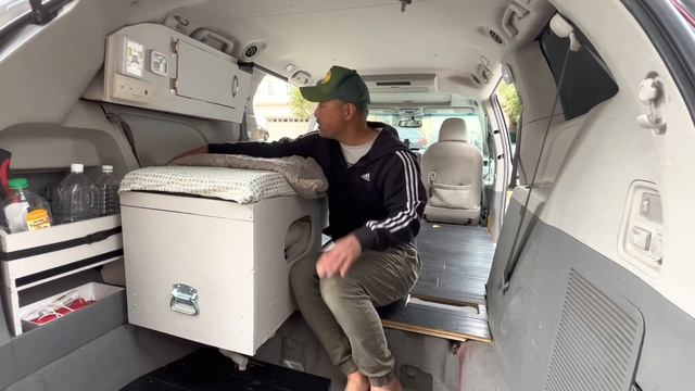 Tour My New Bed, Kitchen, Power Bank, Storage All In 1 Unit. Sienna Tiny Camper V4 ep.8 смотреть онлайн