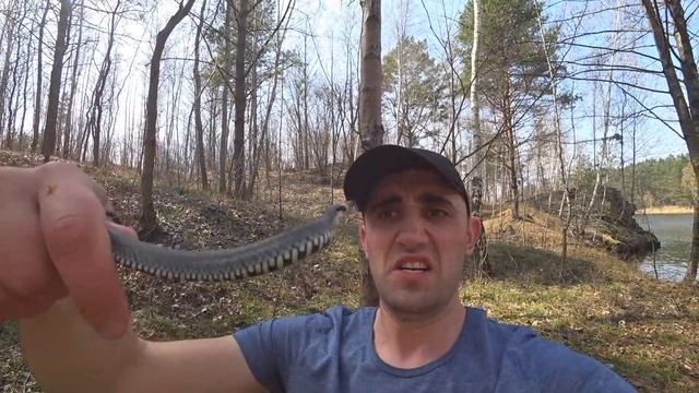 Ловля раков руками Готовлю бургер из раков смотреть онлайн