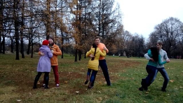 Флешмоб октябрь/ноябрь 2015 г. Москва. Коломенский парк. 2015 11 04 15 19 42 смотреть онлайн