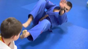 Тренировка дзюдо / самбо дети 5 - 6 лет Академии спорта Белый тигр Ивантеевка май 2023