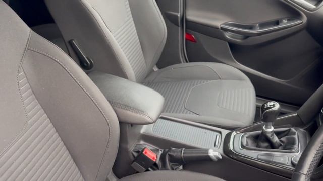 Ford Focus 1.5 TDCi Titanium Euro 6 (s/s) 5dr смотреть онлайн