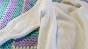 Джемпер спицами. "Пушистое облако" Вязание . Экспресс МК.Реглан снизу.