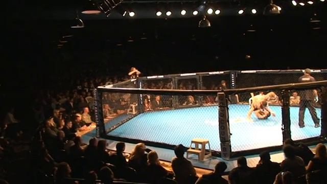 VICTOR GALDONS FIRST PROFESSIONAL MMA FIGHT смотреть онлайн