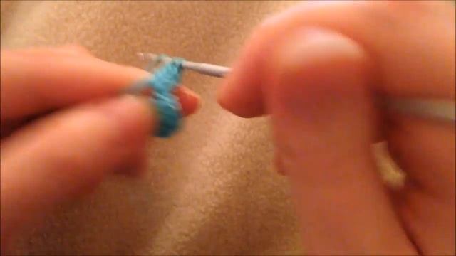 Мастер-класс по вязанию маленькой бабочки крючком. How to crochet a little butterfly смотреть онлайн