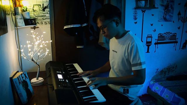 Path Of The Wind - Yamaha PSR E373 Cover смотреть онлайн