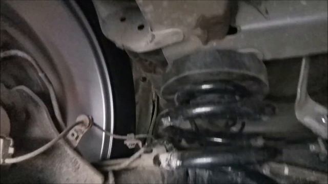 Как установить проставки на заднюю подвеску. Тойота эсквайр смотреть онлайн