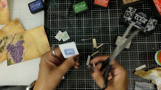 DIY Vintage Postcard using @Tim Holtz Postcard stamps смотреть онлайн