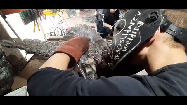 Как сделать орла | оперение спины + голова| 4 часть| How to make eagle смотреть онлайн