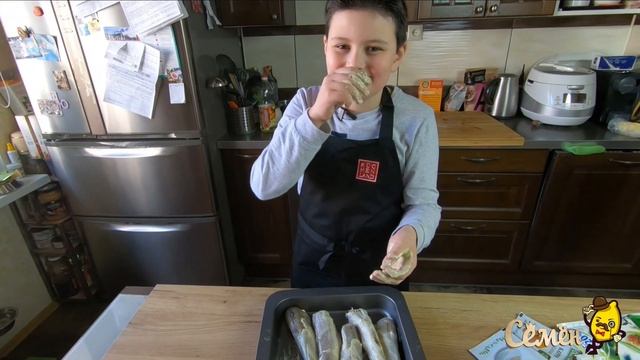 Рыба Минтай на мангале смотреть онлайн