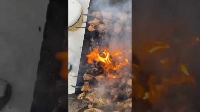 Самый вкусный шашлык в мире по рецепту Эдальго #рецепт #шашлык #шашлыкотмамы #рецептмяса смотреть онлайн