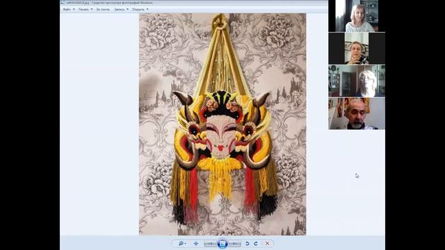 Обсуждение объемного гобелена Марины Кокшаровой смотреть онлайн