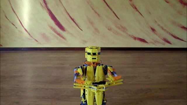 Lego Technic Toby - Humanoid Robot r/c Part 1 смотреть онлайн