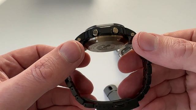 #007 Casio G-Shock MRG-B5000 (The Very Top Premium G-Shock)