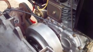 Самодельный трактор с самодельным центробежным сцеплением.