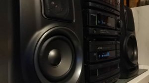 Aiwa nsx D858 Bass test