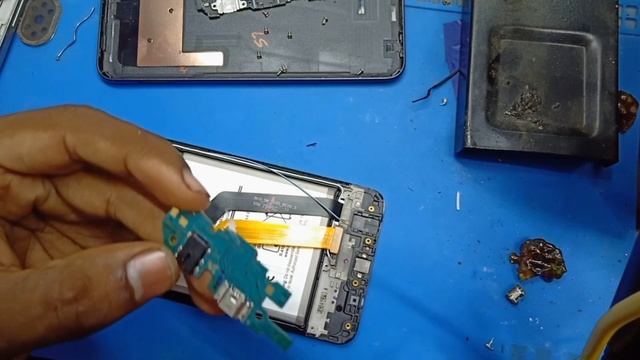 Samsung A10 A20 A30 A50 A70 A80 Charging Problem Solution Unplug Charger Moisture Has Been Detected