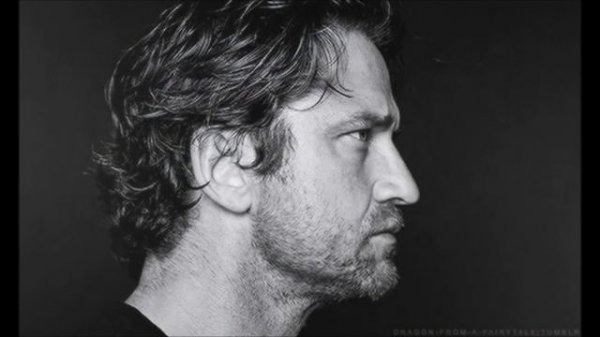 Gerard Butler.Там нет меня.