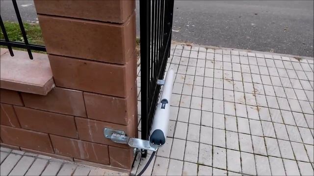 Pohony NICE WINGO2024 Otevírané Směrem Ven Na Zděných Sloupcích