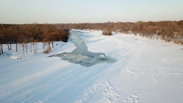 Drone video of Fox River after the Polar Vortex of 2019 смотреть онлайн