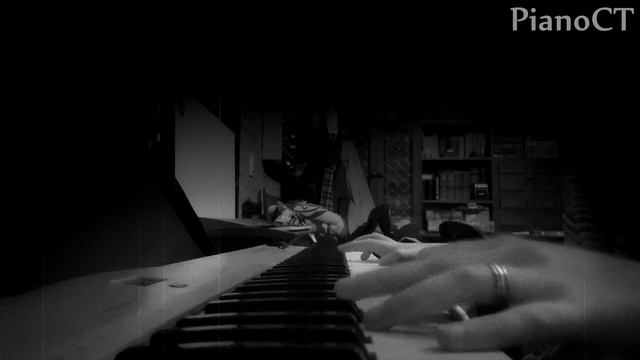 My neighbor Totoro (short dark piano version) смотреть онлайн