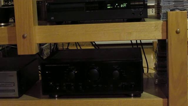 Усилитель Onkyo Integra 8850 и CD проигрыватель Nakamichi CD Player 4 смотреть онлайн