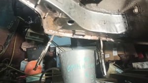 Сварка, электро сваркой, креплений задней балки на Ладе 14. Пере варка лонжерона на Ладе 14  ваз