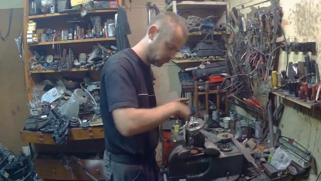 БЕШЕНАЯ Д-ешка Д-8э ! "Насрать" на дезаксаж и "вскрытие",ищем ХХ !! смотреть онлайн