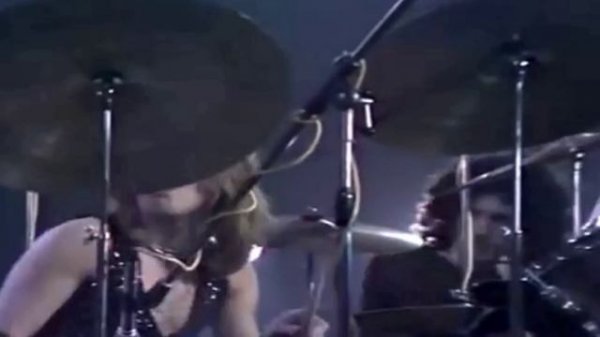 ЗАБЫТЫЙ ШЕДЕВР ГРУППЫ QUEEN | Один из лучших альбомов, о котором никто не знает | Обзор QUEEN 1