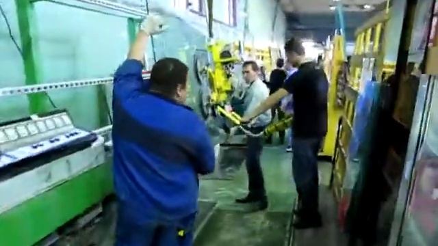 TECHNOCAT - работа со стеклом большого размера смотреть онлайн