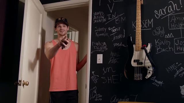 Julian Smith - Trash Day(Мусор) Русская озвучка смотреть онлайн