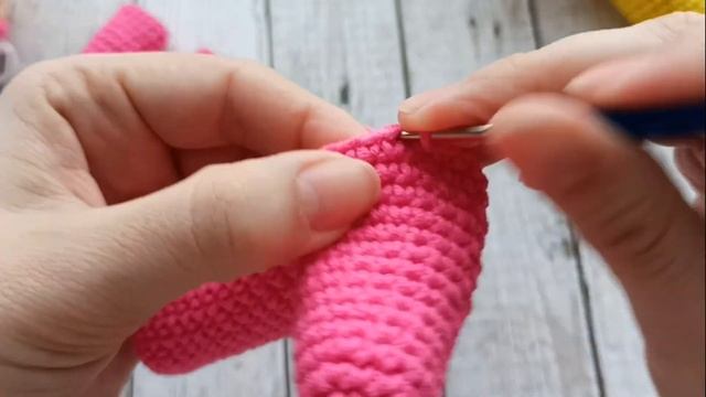 МК ПУПСИК ВЯЗАНЫЙ КРЮЧКОМ.ЧАСТЬ 2/crochet doll/crochet baby doll смотреть онлайн