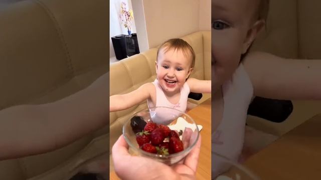 Карина и клубника смотреть онлайн