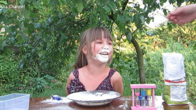 ЧЕЛЛЕНДЖ БЕЗ РУК/Challenge  WITHOUT HANDS