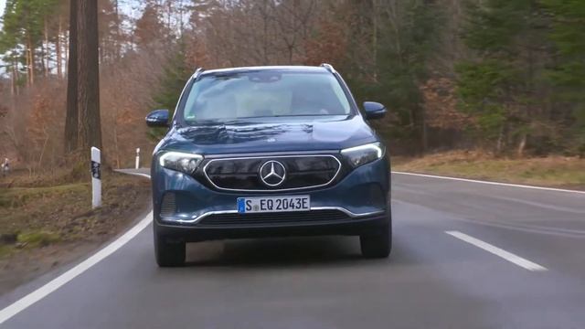 Новый электро кроссовер Mercedes EQ EQA 250 смотреть онлайн