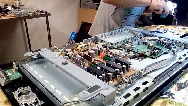Филипс разборка телевизора ч.1 смотреть онлайн
