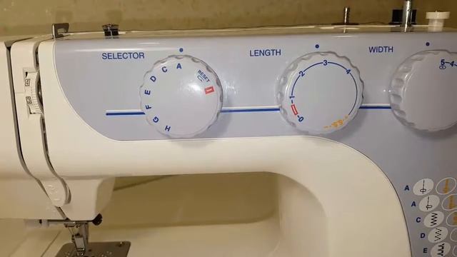 Подрубочная лапка - "Улитка". Лапка для потайной строчки смотреть онлайн