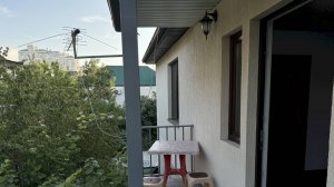 Сдаётся посуточно этаж под ключ в центре 2 комнаты с кухней - 5 мин до моря Геленджик