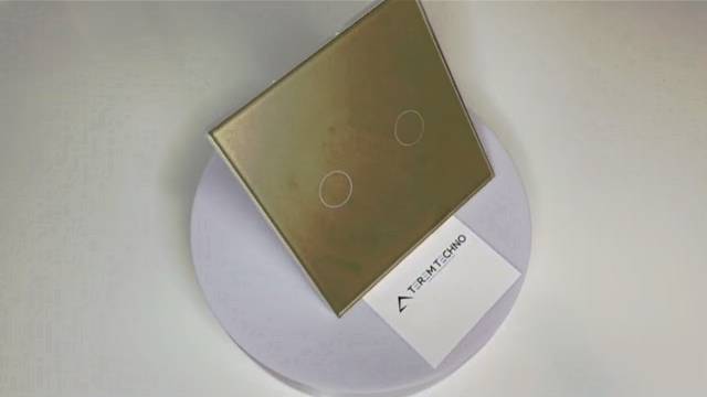 Умный выключатель Tuya с Алисой WiFi RF 433 двойной сенсорный УНИВЕРСАЛЬНЫЙ золотой VK-2-зол смотреть онлайн