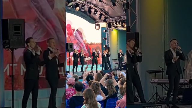 Мир принадлежит молодым! Александр Добронравов & группа Пятеро смотреть онлайн