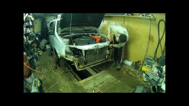 КАК ПОКРАСИТЬ ПОД ЗАВОД Покраска передней рамки автомобиля