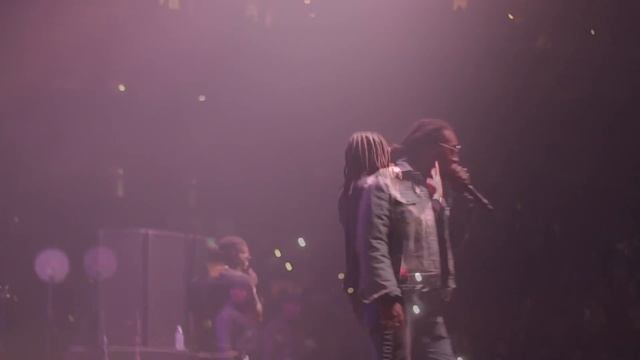 Cardi B Migos E-40 tee grizzley at the Oracle Arena смотреть онлайн
