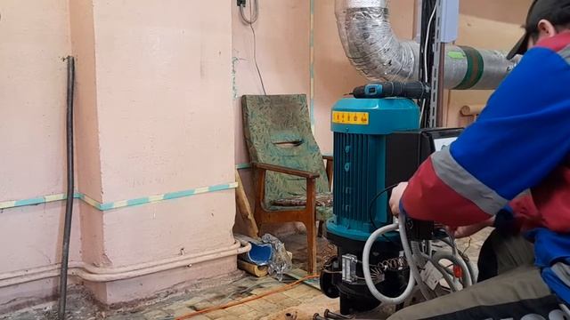 Не большой ремонт в котельной. Работа в теплосети. смотреть онлайн
