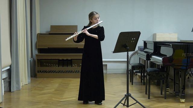 G.F. Telemann Fantasy for flute solo 5 С-dur/ Anna Churakova 10 years смотреть онлайн